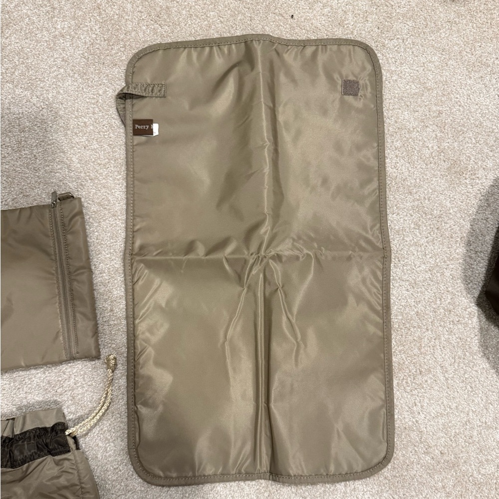 Brown and Tan Perry Mackin Zoey diaper bag NWOT - Picture 7 of 10